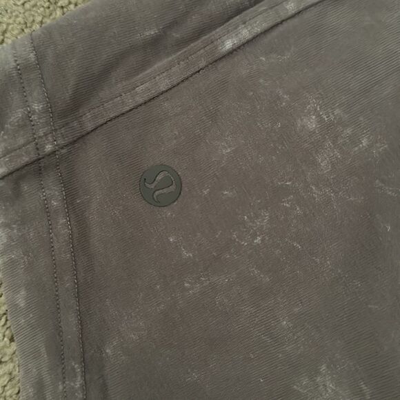 Lululemon Purple Acid Wash Shorts 2/4 - Picture 3 of 3